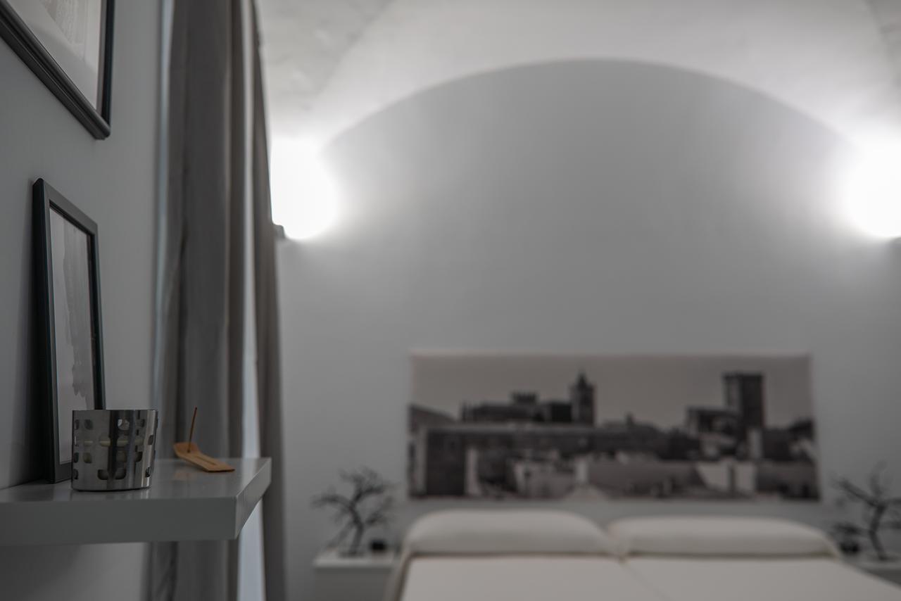 Apartamentos Turisticos Domus Seleqtia Plaza Mayor กาเซเรส ภายนอก รูปภาพ
